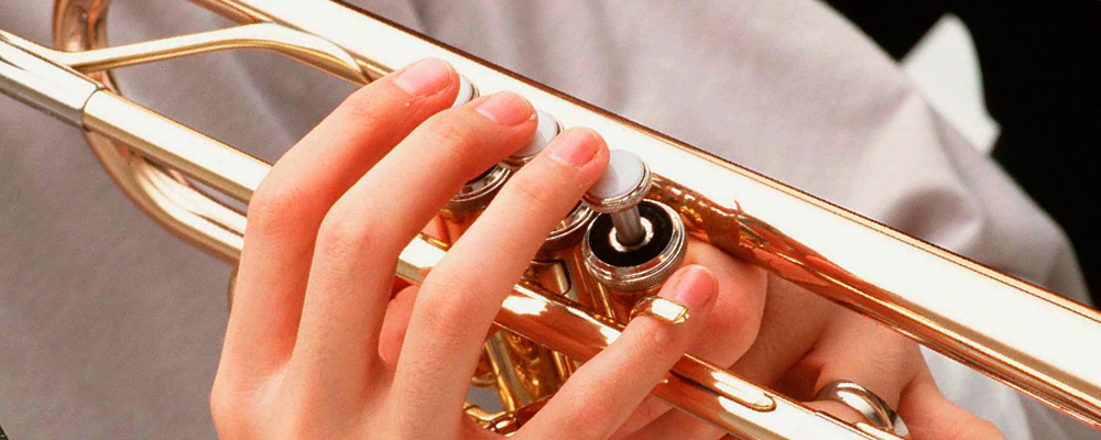 How to Play the Trumpet:Techniques for playing the trumpet - Musical  Instrument Guide - Yamaha Corporation