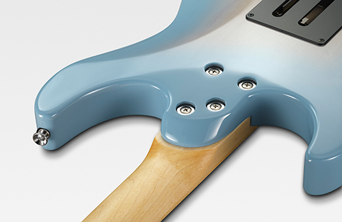 [ Image ] Neck heel that offers easy access to the uppermost frets