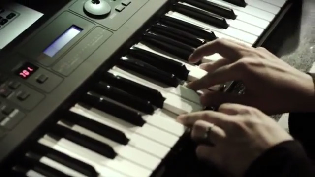 Music Synthesizer MX49/MX61 Official CM