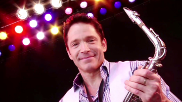 [ Image ] Dave Koz