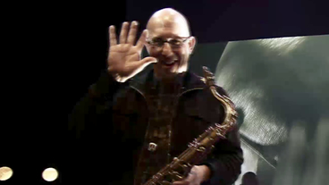 [ Image ] Jeff Coffin