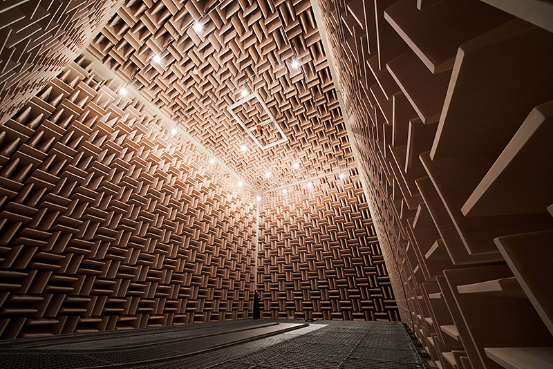 [ Image ] Innovation Center (Anechoic chamber)