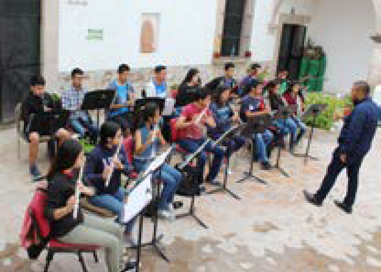 [ Image ] Youth orchestra and band organization