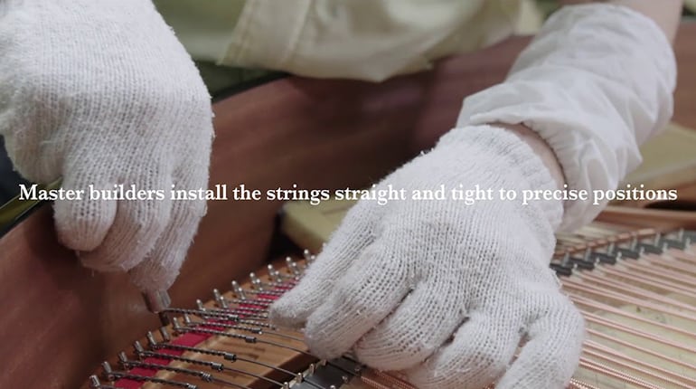 [ Image ] Yamaha Grand Piano from Kakegawa Factory "Frame and String Installation"