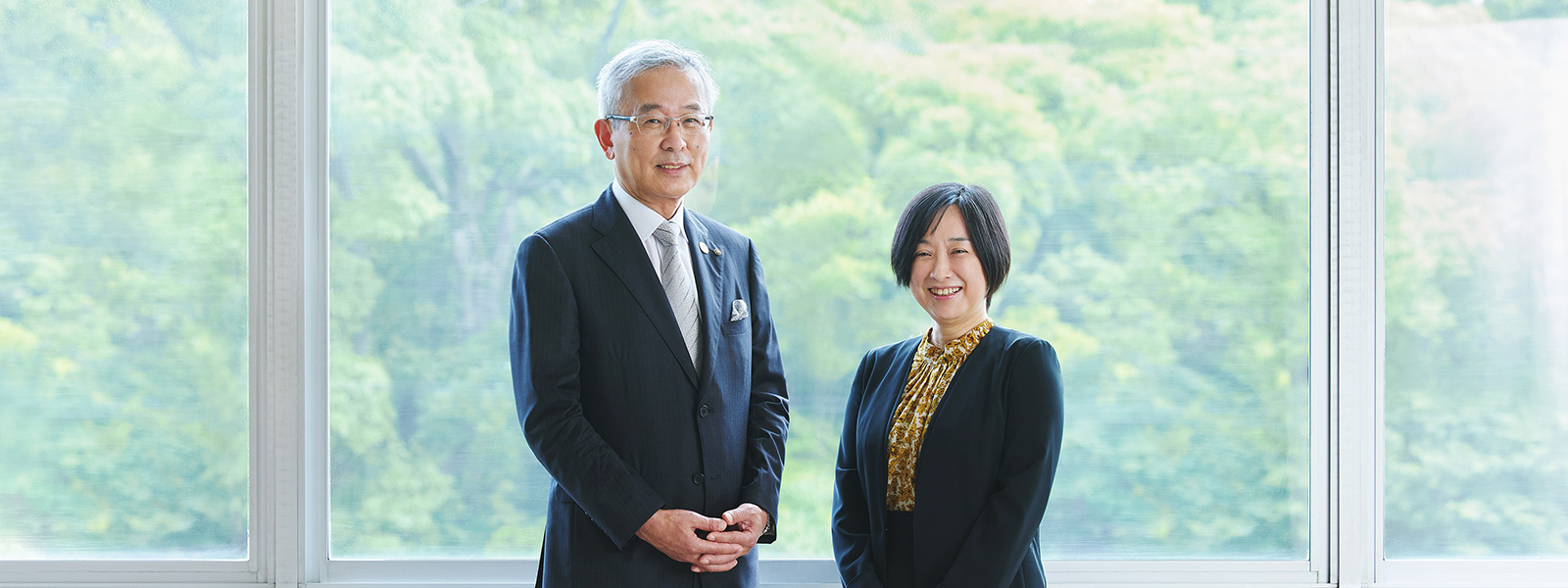 [ Image ] Discussion between Independent Outside Directors