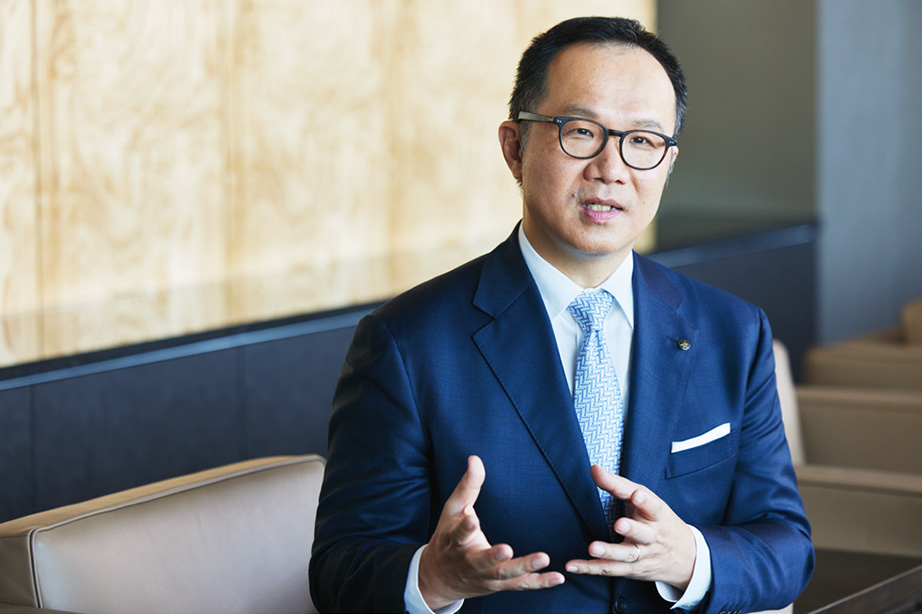 [Image] Atsushi Yamaura Director, President and Representative Executive Officer