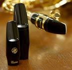 The ebonite mouthpiece is in front, the phenol resin mouthpiece is in back.