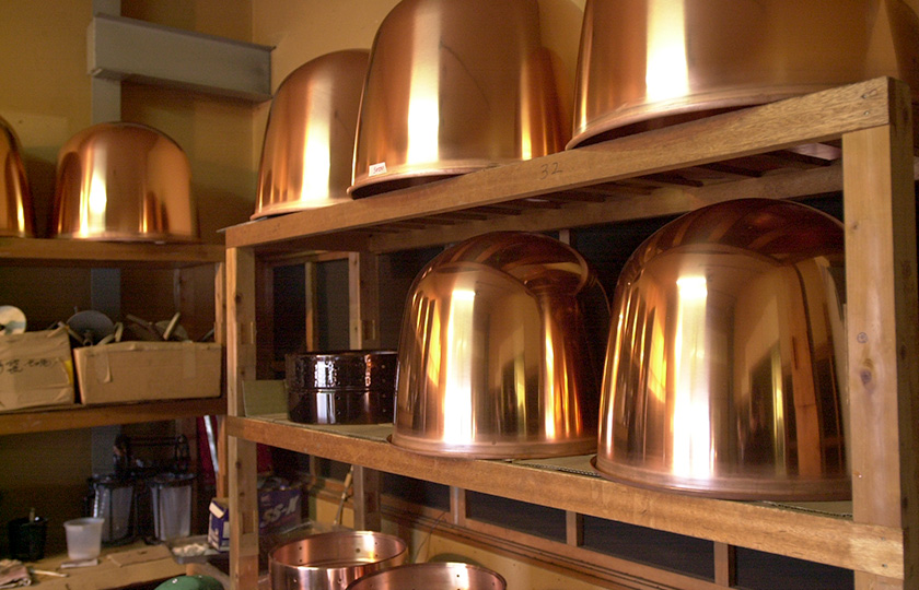 Coated copper kettles