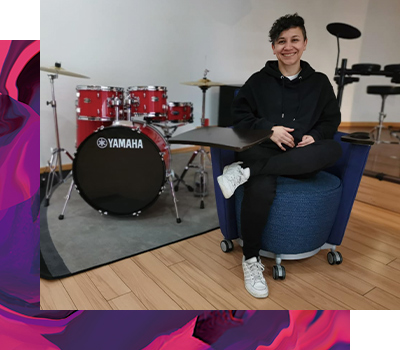 [ Photo ] Mónica Del Valle, Professional Drummer and Percussionist