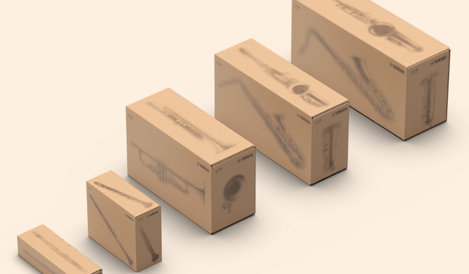 [Photo] Though the package design is simple in form, it is packed with techniques and ideas. The packaging box shows subtle differences depending on the condition of the recycled paper used for the cardboard. The project team hopes that customers would see them as unique expressions of “individuality.”