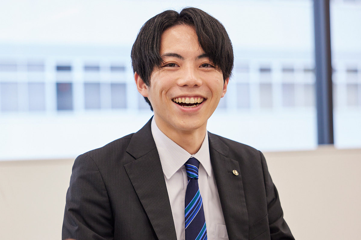 [ Thumbnail ] Kazuki Watanabe, a member of the Music Popularization Group in the Asia-Pacific Sales Division