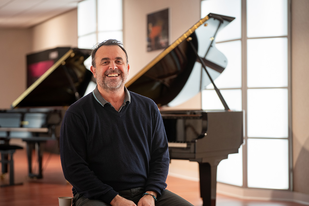 [ Thumbnail ] Eric Valenchon of the Piano Sales Department at Yamaha Music Europe, Branch France