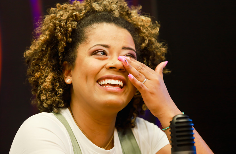 [Photo] Estefane Santos