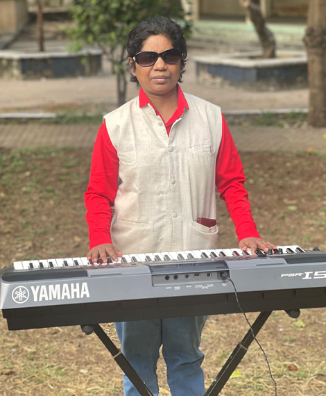 [Main visual] Nilofer