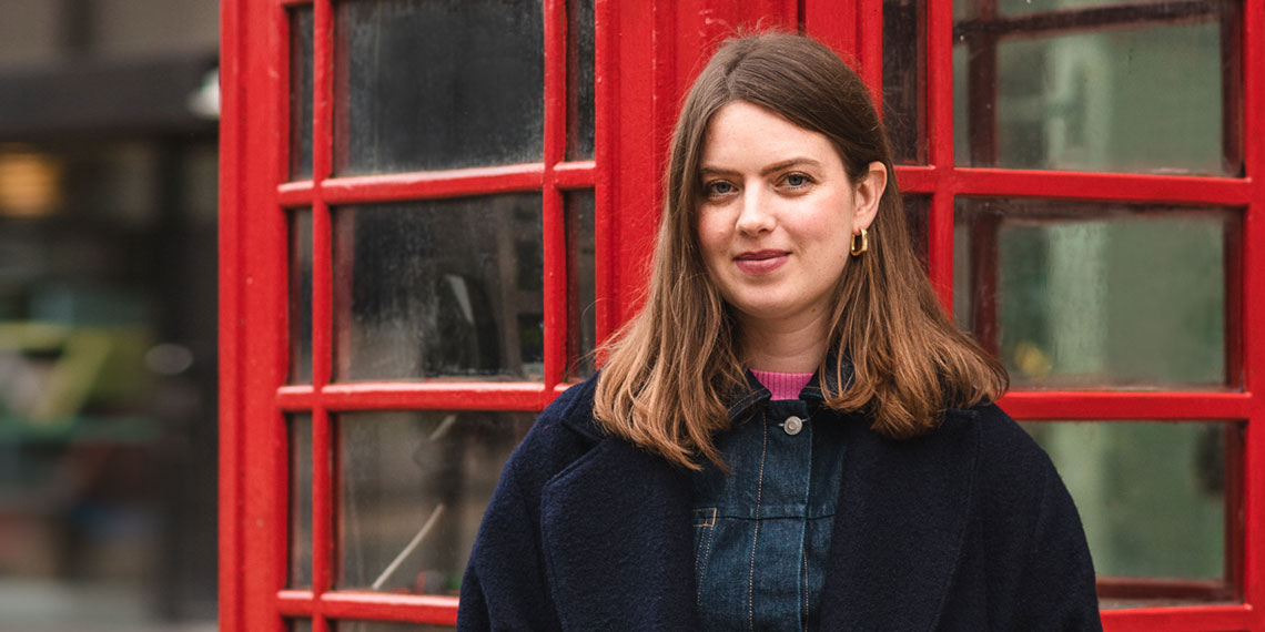 [Main visual] Louise Paley