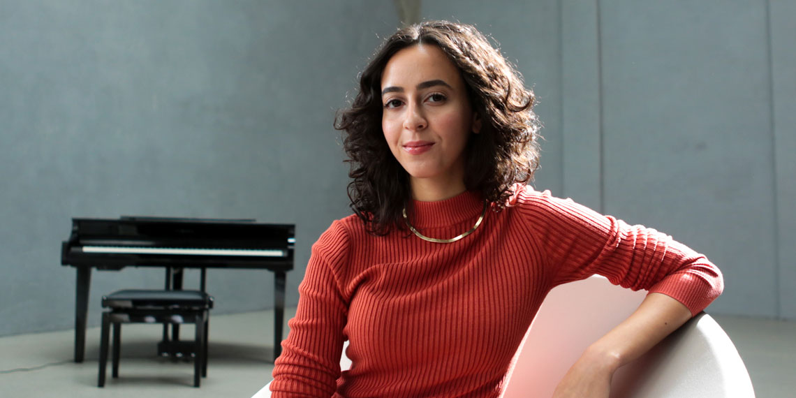 [Main visual] Nadia Dandachi