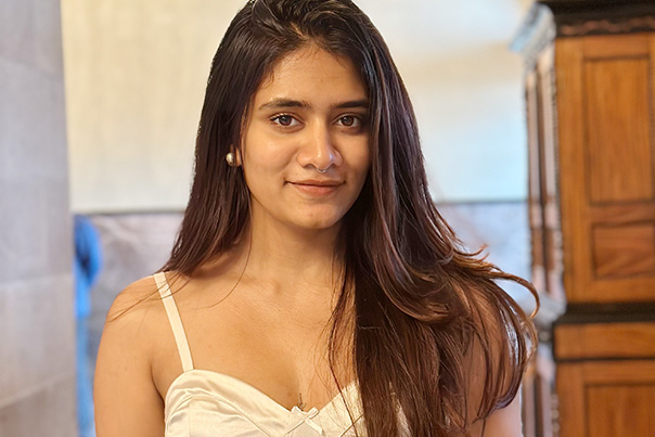 [Photo] Mihika Sansare