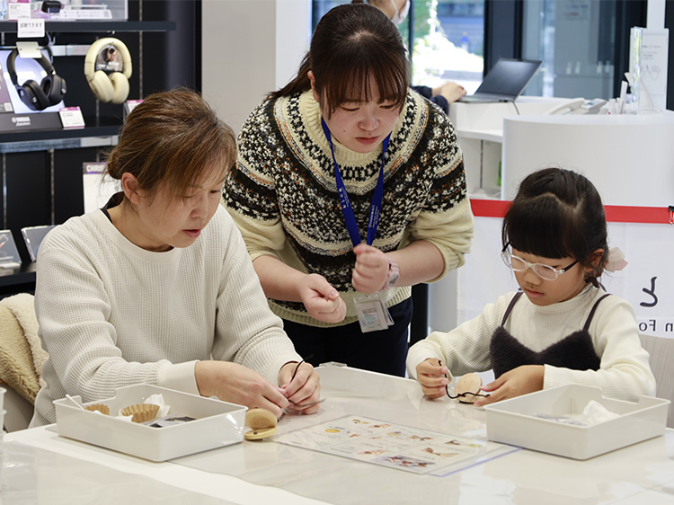 [Photo] Castanet making workshops