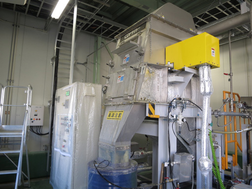 [Photo] CD dryer (Toyooka Factory)