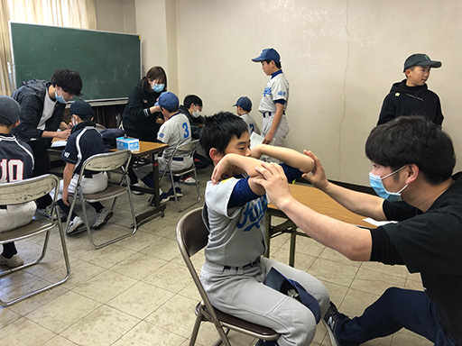 [Photo] Baseball health examination