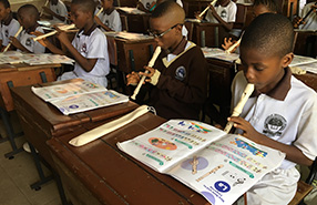 [Photo] Recorder lesson in Nigeria