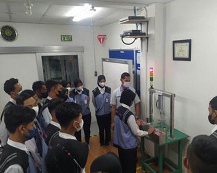 [Photo] Safety dojos at various bases