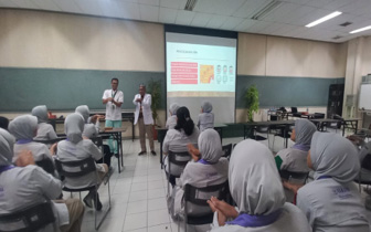 [Photo] Health seminars hosted by doctors (Indonesia)