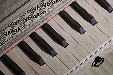 Mini Piano in parallel world Edo old Tokyo