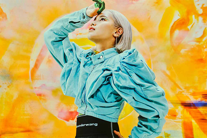 [画像] “Anly Premium Live in Ginza” on Distance Viewing