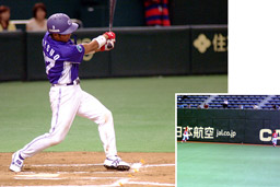 [ 画像 ] 10回表ランナーセカンドにおいて、ライト・センター間を深々と破る3塁打を放った松尾選手。