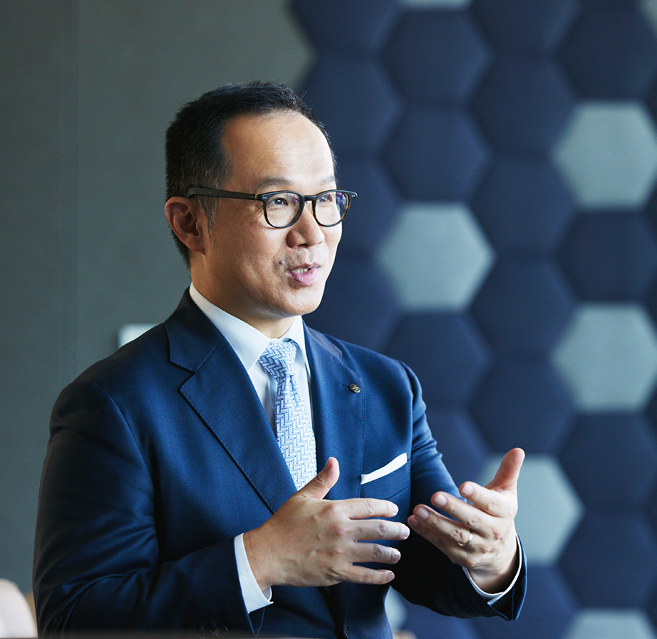 [画像] 取締役 代表執行役社長 山浦敦