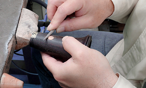 [ 画像 ] 埋木で補修したクラリネットのパーツ