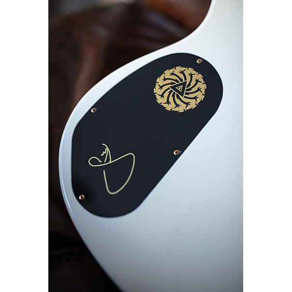 [ 画像 ] 『POLARA KIM THAYIL』のバックプレート