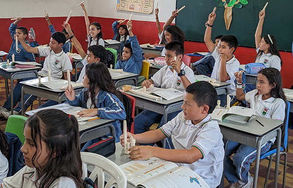 [ 画像 ] 『コロンビアでの授業の様子』