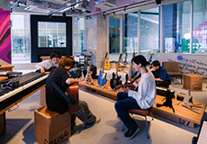 [ 画像 ] 「Shibuya Sakura Stage」内にブランド発信拠点＆研究開発のサテライト施設<br>
『Yamaha Sound Crossing Shibuya』（ヤマハサウンドクロッシング渋谷）を11月15日（金）にオープン<br>
ミュージシャンやクリエイターと共創し、音楽のトレンド創出やイノベーションを推進