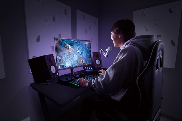 [ 画像 ] 自分仕様の没入感の高いゲーミングルーム