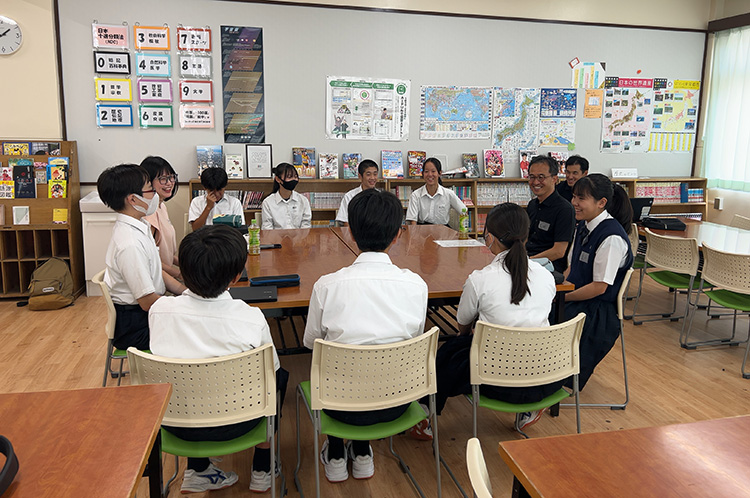 [サムネイル] なぜ人は「差別」してしまうのか？――中学生とともに考えた、差別のない未来