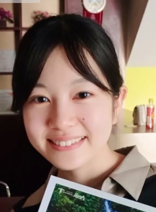 [ 画像 ] 片岡　真梨（カタオカ　マリ）