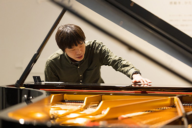 [画像] 楽器・音響生産本部 調達技術部 材料調達グループ