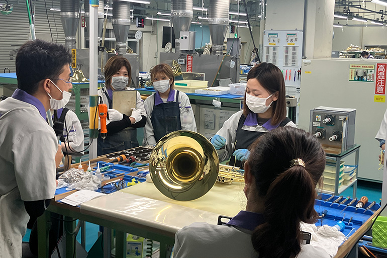 [写真] 相互工程見学の様子