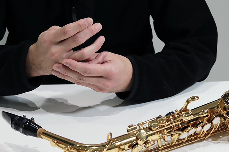 [サムネイル] 管楽器演奏家のジストニア治療支援 ～浜松市リハビリテーション病院との協業～