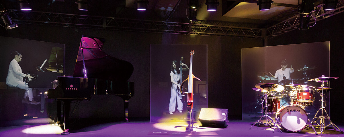 [ サムネイル ] Real Sound Viewingによるバーチャルステージ（ヤマハ企業ミュージアム「Innovation Road」内）