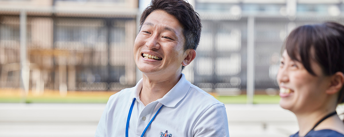 [ サムネイル ] 「おとの森プロジェクト」を担当する仲井一志（左）と海外遥香