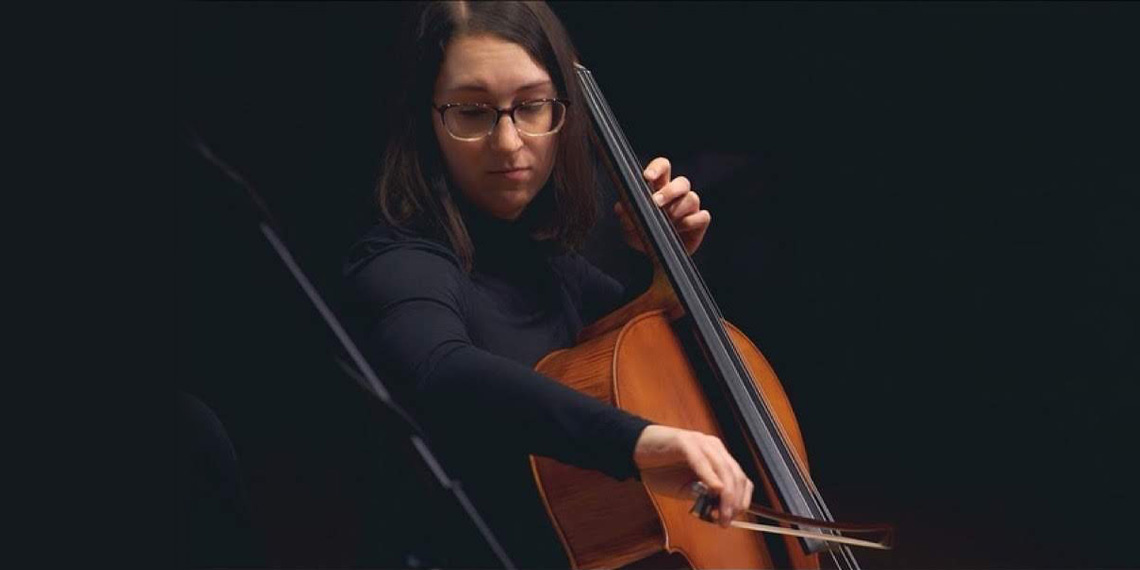 [メインビジュアル] Erin Buschさん