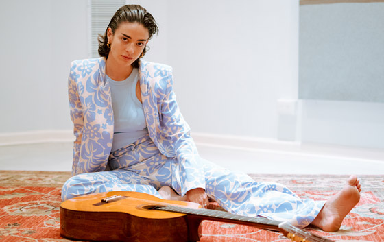 [サムネイル] Zoe Gotussoさん