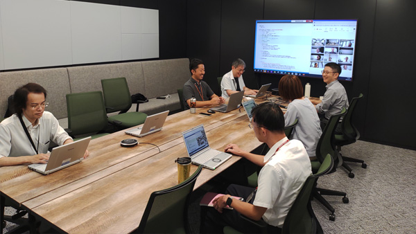 [画像] ヤマハ独自のトレーニングをオンラインの参加者も含めて開催