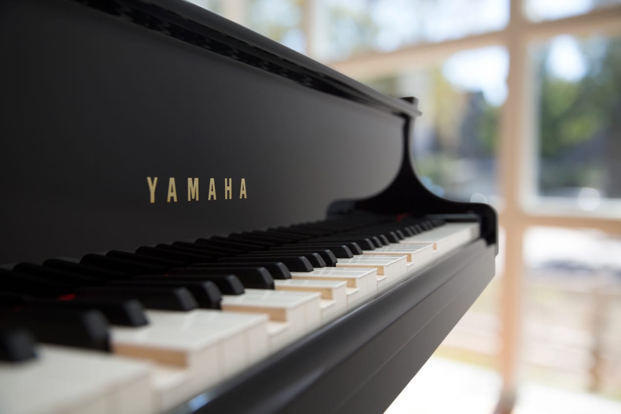 image showing the keys of yamaha disklavier piano