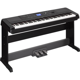 Yamaha Clavinova CLP-585 Yamaha Clavinova CLP-585