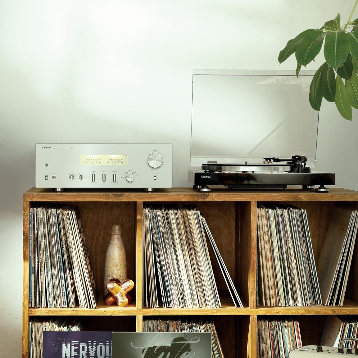 A-S1200 Integrated Amplifier - Yamaha USA